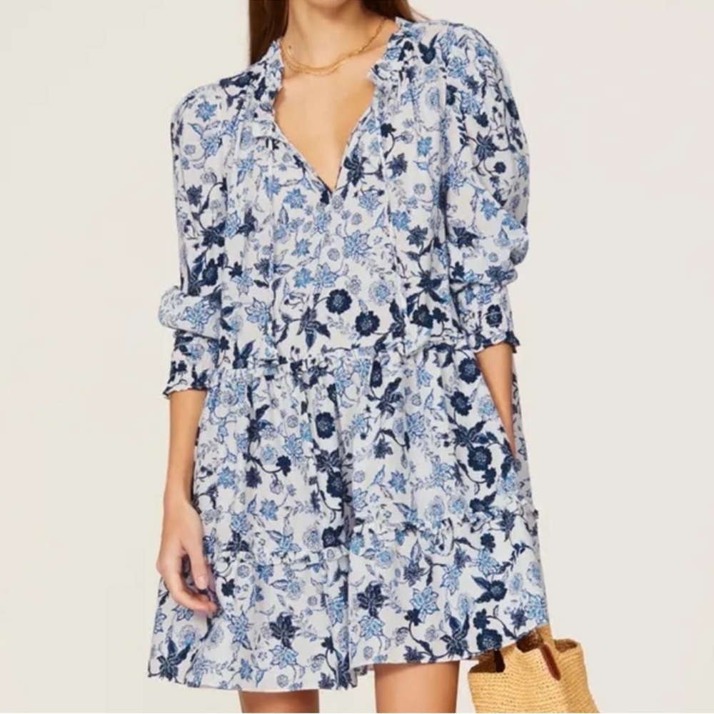 Misa Los Angeles Oversized Maya Tiered Swing Dress
Size XS from Revolve